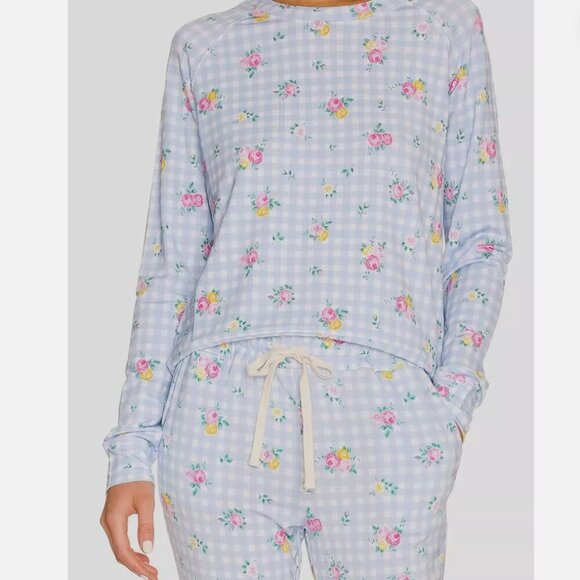 Stripe + Stare Other - Women's Blue Floral Gingham Long-Sleeve Pajama Set